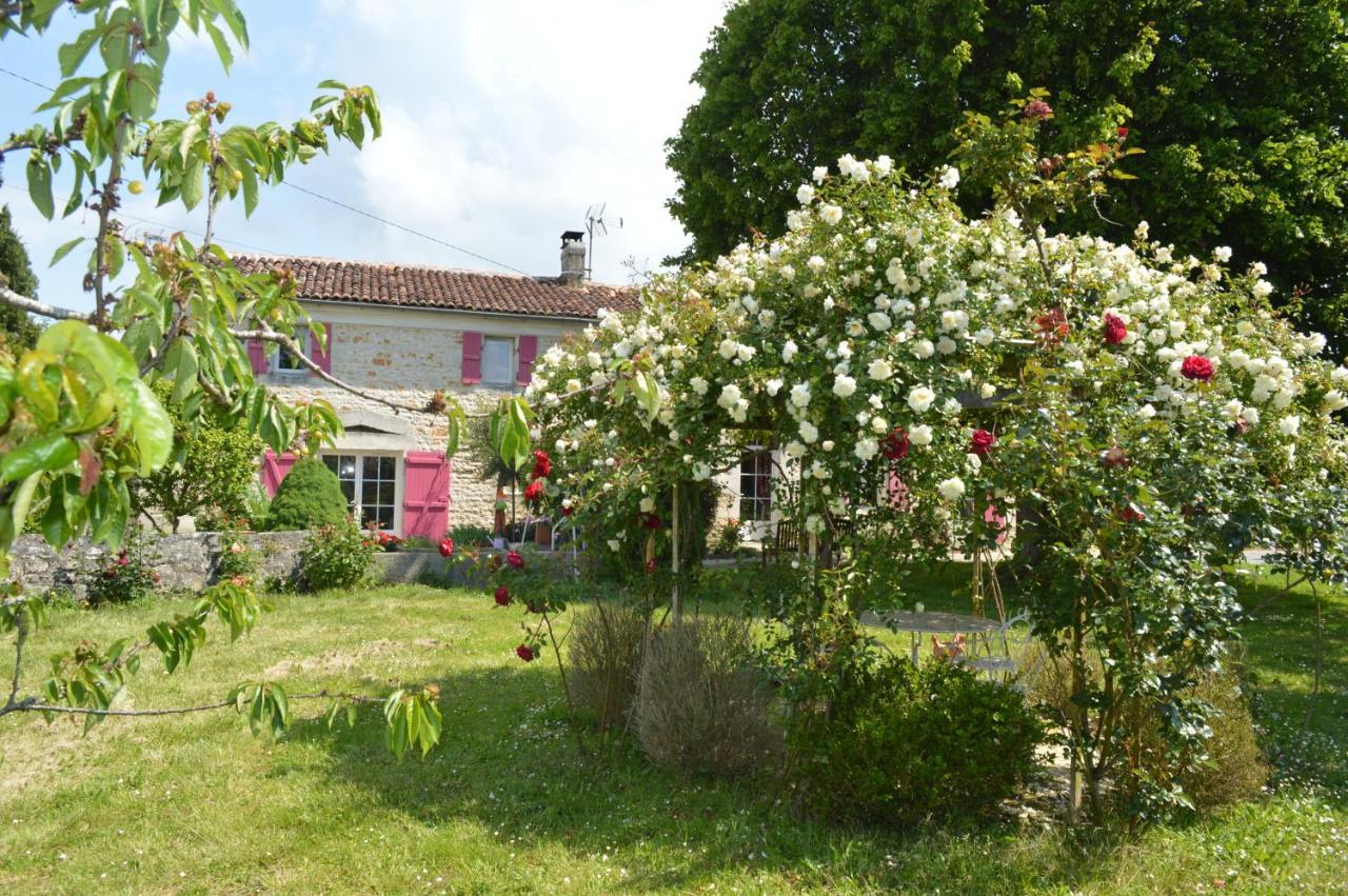 Bed and Breakfast La Pastorale Beurlay Экстерьер фото